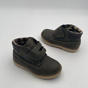 Eddie Bauer Kids Brown Boots with Velcro Straps